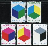 (1970) MiNr. 951 - 955 ** - Nizozemsko - "Mít dítě": barevné kostky