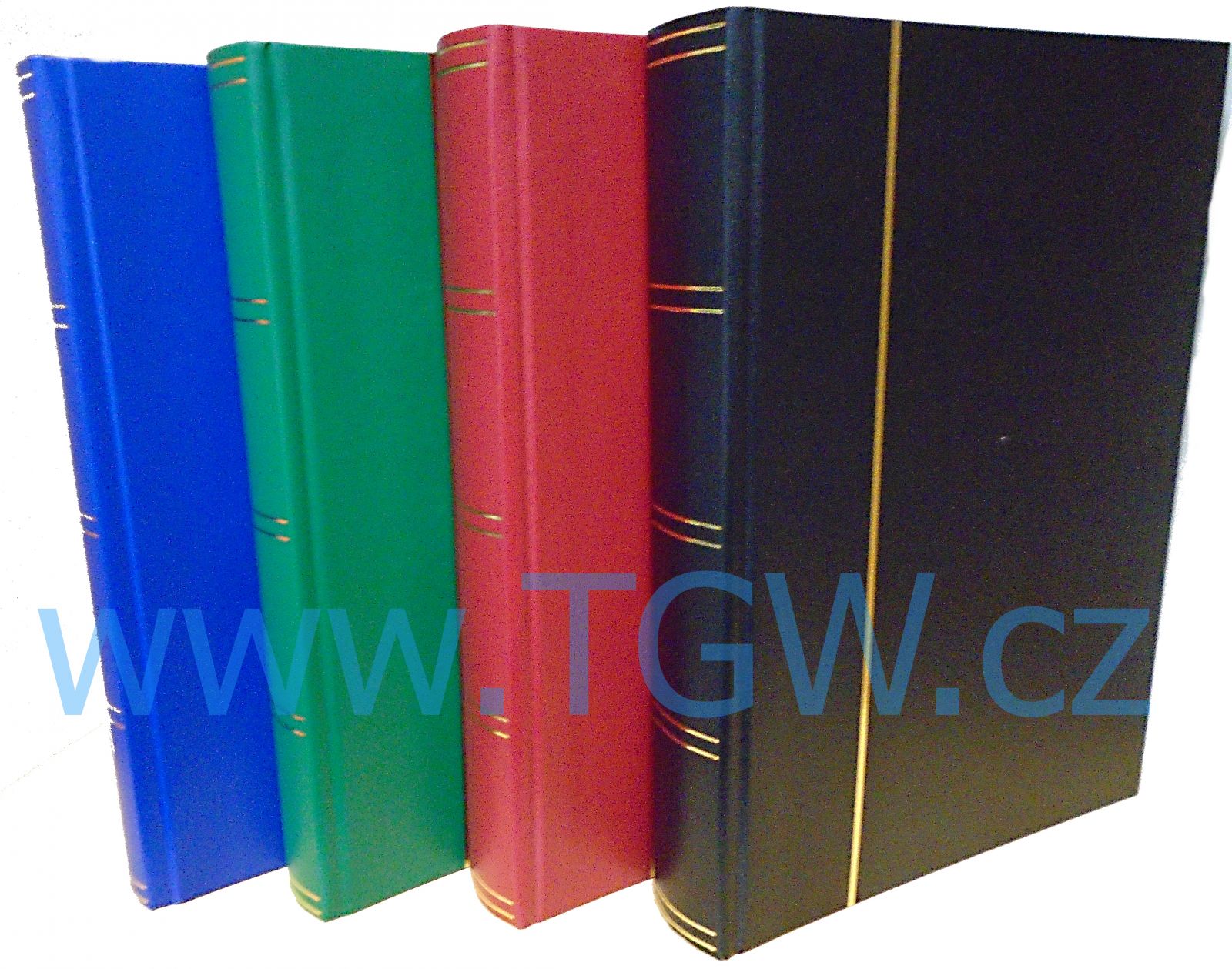 Leuchtturm Zásobník BASIC - 3 x A4, 60 str., černé listy, průhledné pásky, nevat. desky - různé barvy