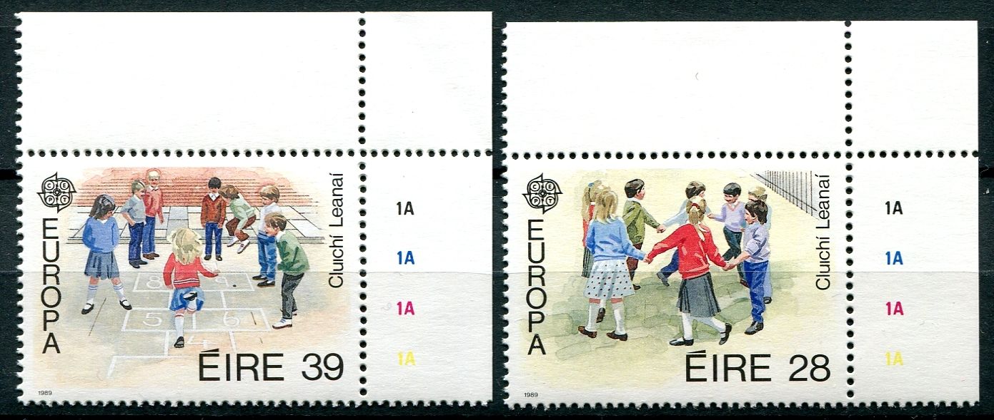 (1989) MiNr. 679 - 680 ** - Irsko - Europa - rohové známky